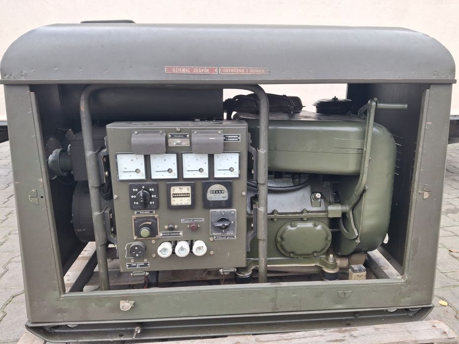 Wojskowy agregat prądotwórczy PAB4 4kw. 400v