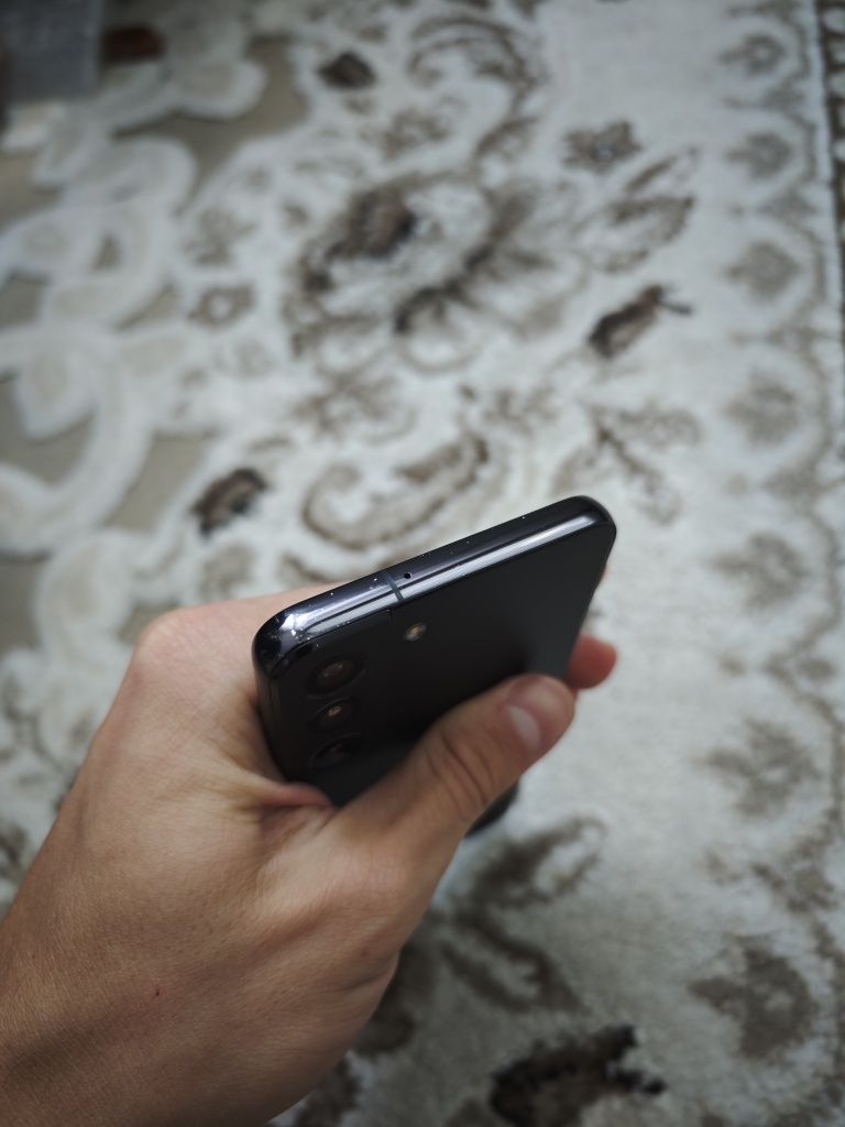 Телефон Samsung s22 128 офіційний