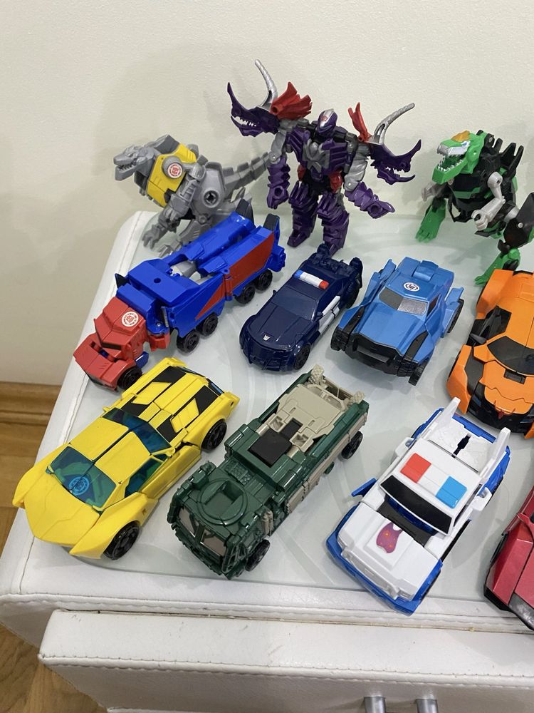 Трансформер Бамблбі Bumblebee
