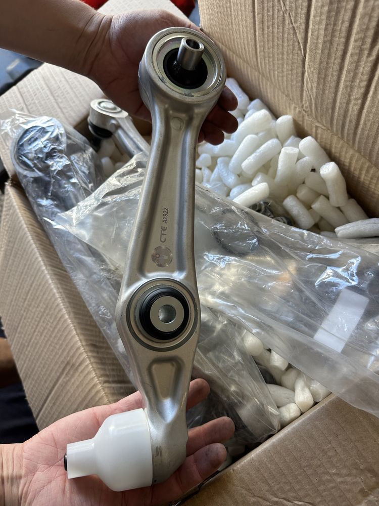 Braços powerflex com bushings Tesla model S 2012/2018