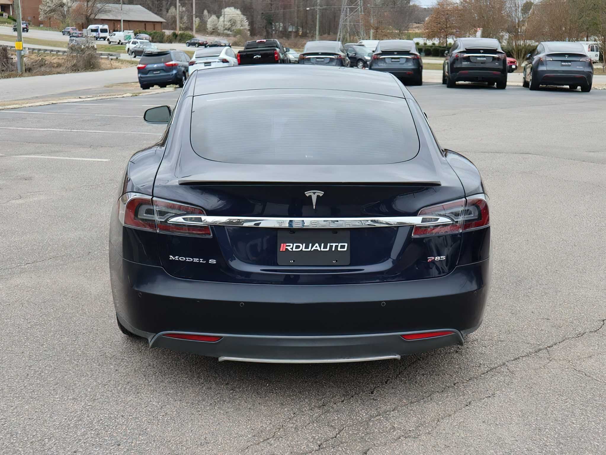 Tesla Model S  2014