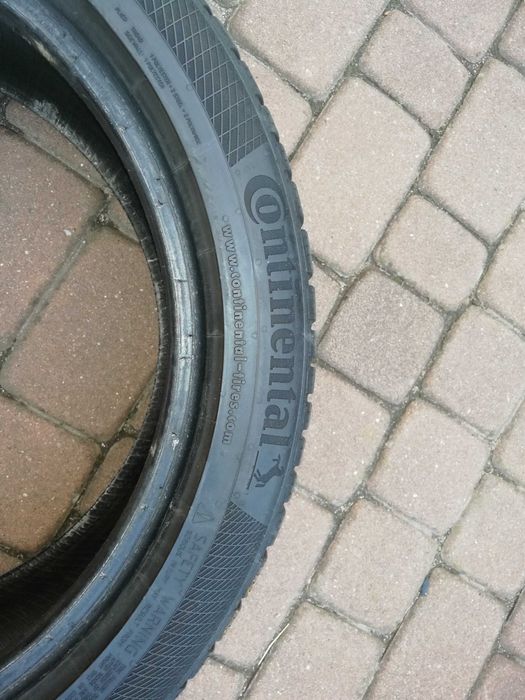 Opony zimowe 2 szt. para Continental rozmiar 205 50 R 17