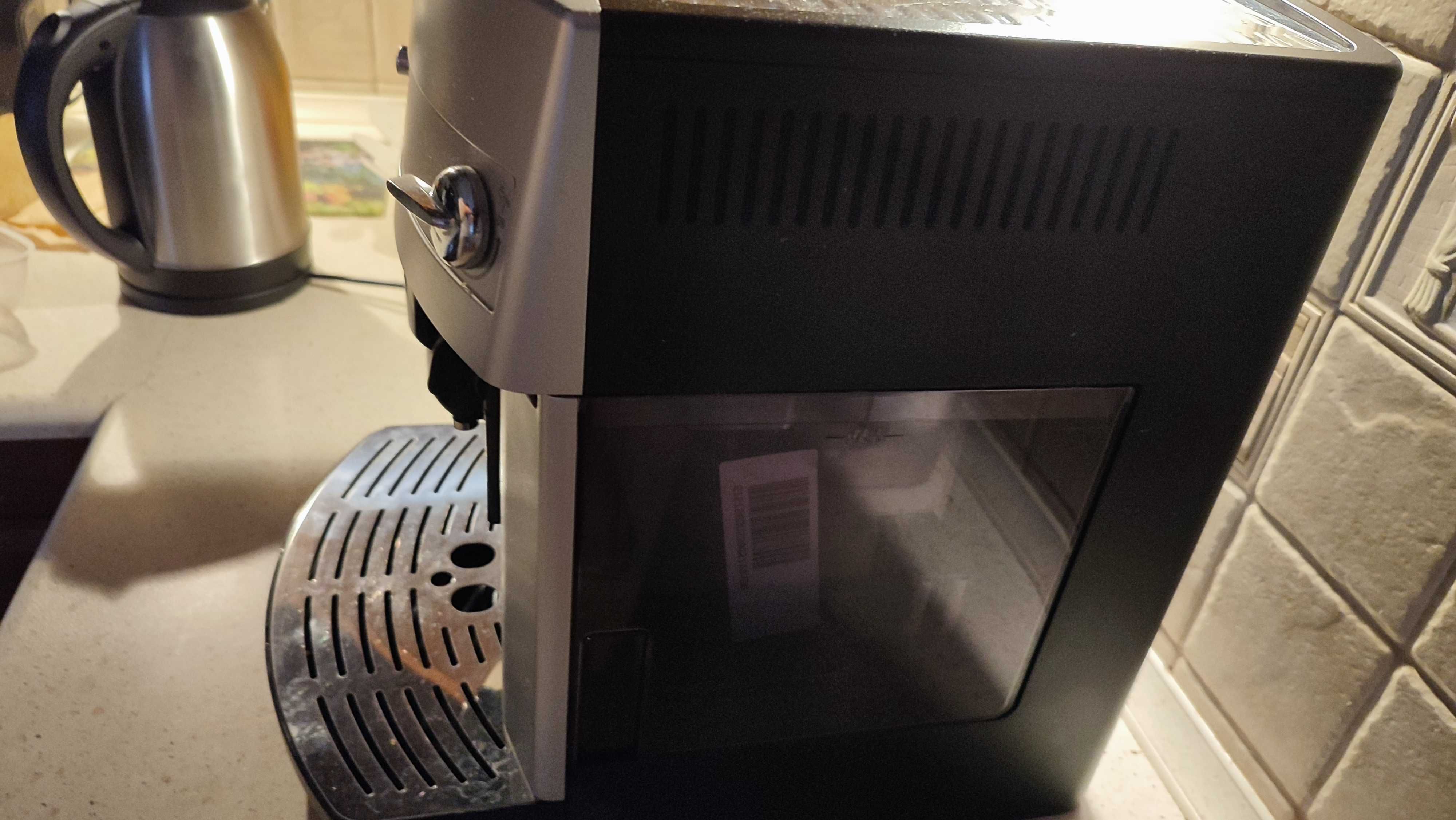 Ekspres do kawy DeLonghi