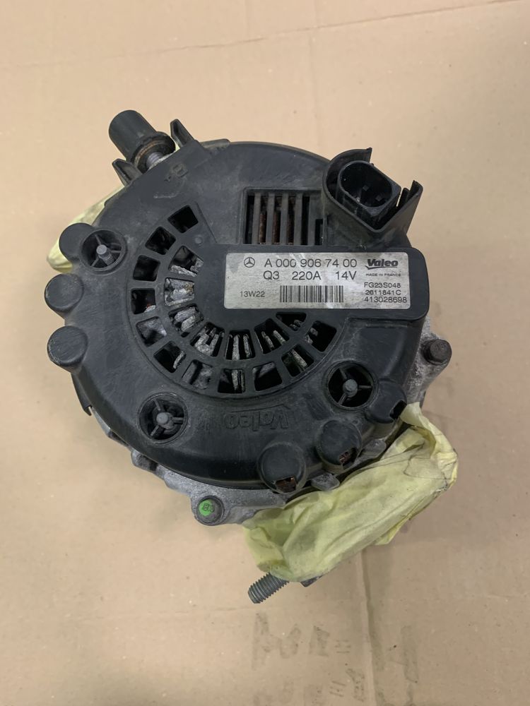 Alternator mercedes w222 w212 w218 350 cdi