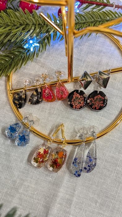 Прикраси для вушок з епоксидної смоли