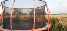 Sprzedam dużą trampolinę ponad 4m