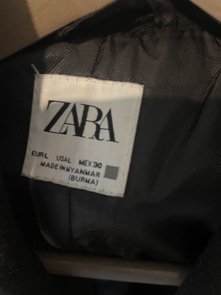 Jesienny jesień Płaszcz Zara oversize L jak nowy