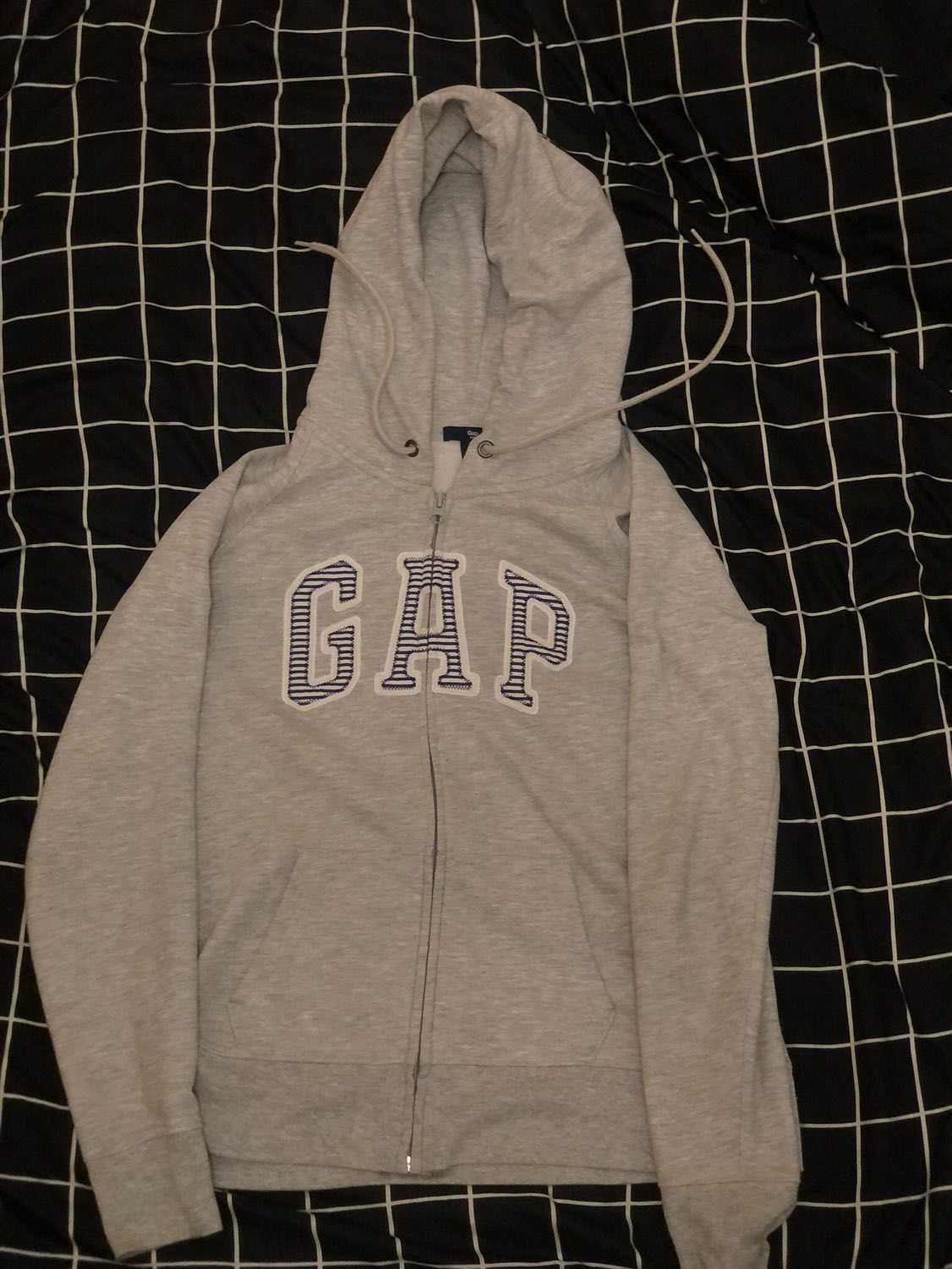 Продам Зип-худі GAP S-M