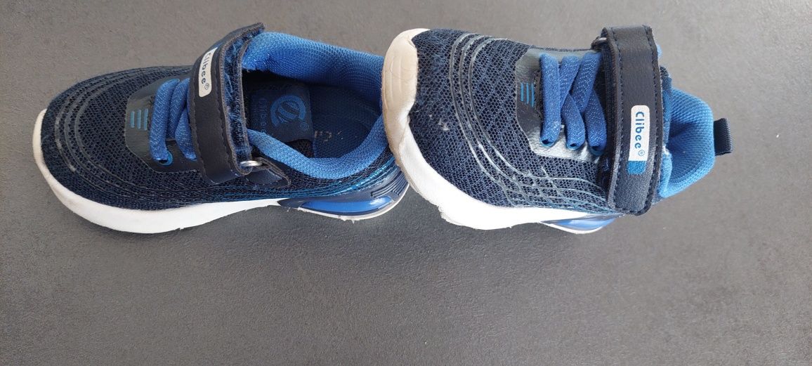Adidasy siateczkowe Clibee Rozmiar 22