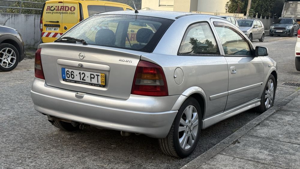 Opel astra 2.0 Dti sport
