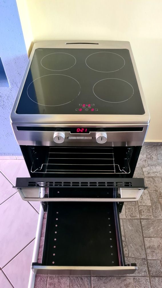 kuch.indukcyjna 50cm Amica 230v / 400v elektryczna termoobieg grill