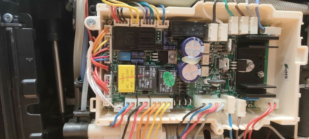 Naprawa serwis ekspresów do kawy Saeco Nivona Melitta DeLonghi Siemens