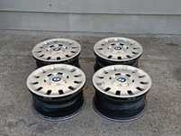 Диски алюмінієві R 15  5/120 BMW 3 e46 з ковпаками