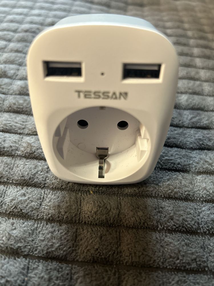 Adapter podróżny TESSAN Anglia, wejscie UK na Europejskie