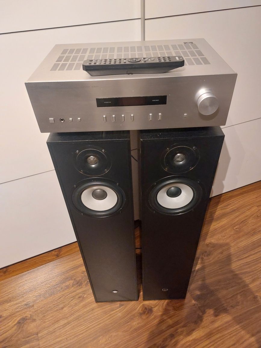 Kolumny PYLON Wzmacniacz YAMAHA