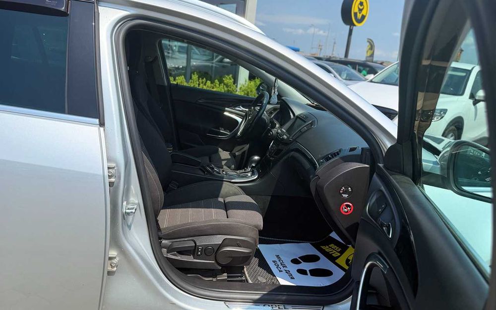 Opel Insignia Sports Tourer 2014