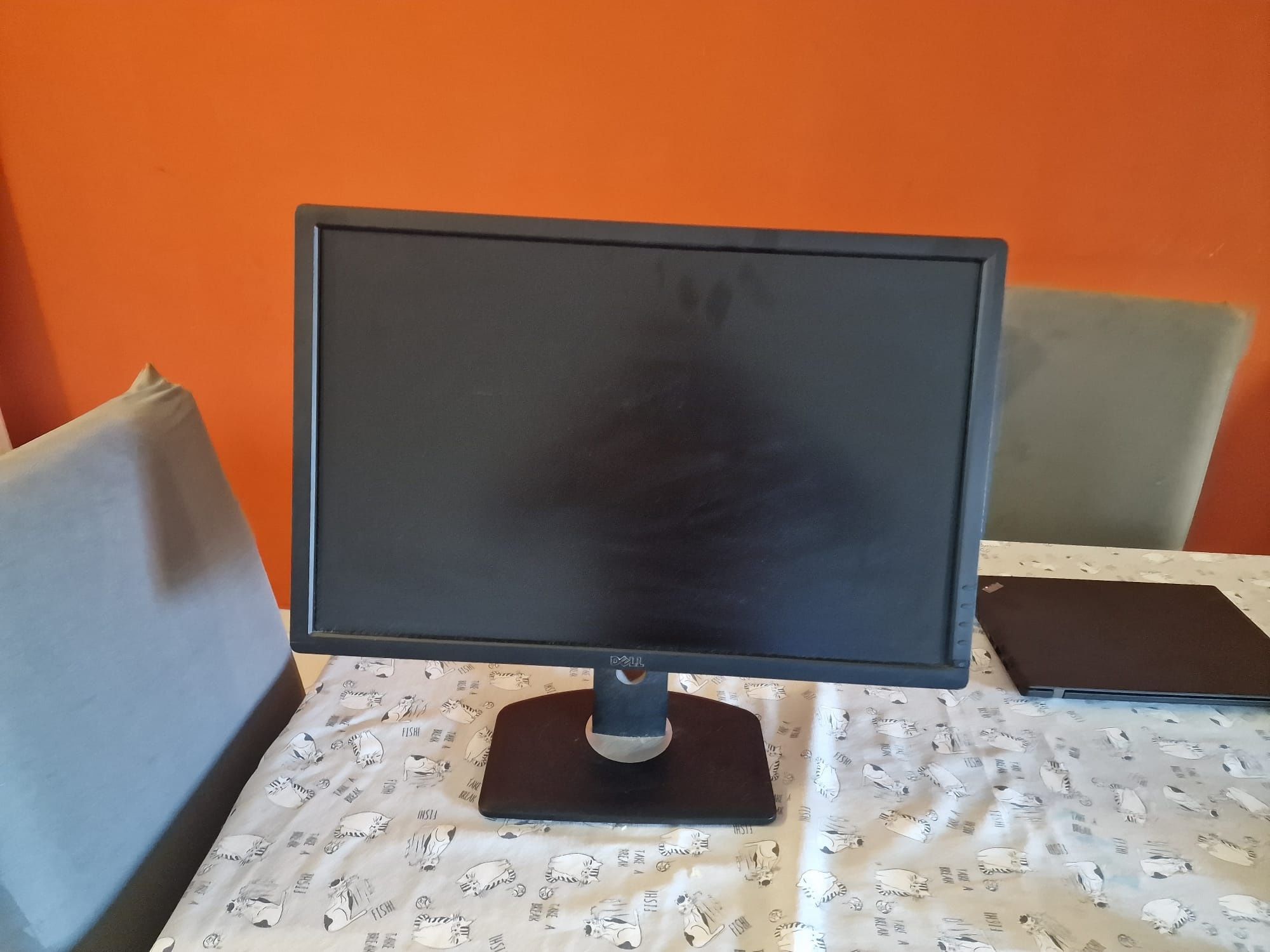 Monitor dell 24 inch