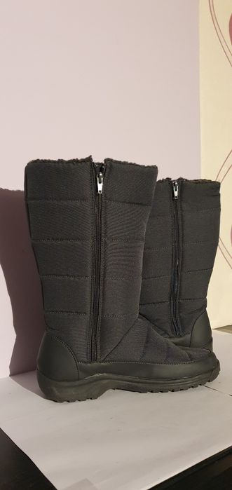 Buty nowe damskie zimowe niemieckiej marki Bonprix rozmiar 42