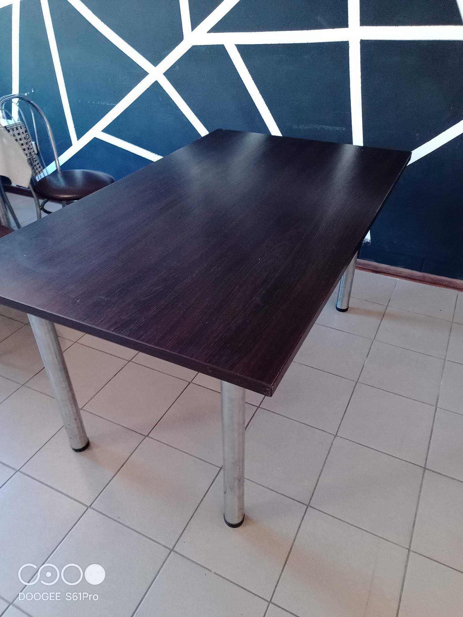Stół drewniany   150x90