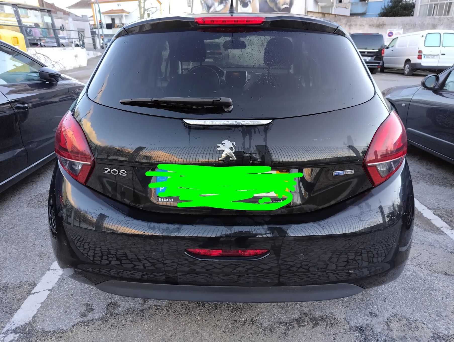 Peugeot 208, de 2017, 64.000Km