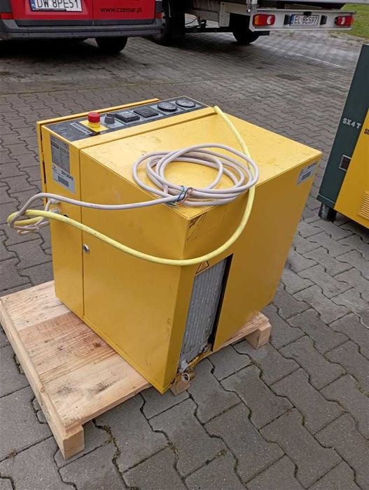 SPRAWNA!!! Sprężarka śrubowa KAESER SX6 4KW 0,75m3/min, S012643