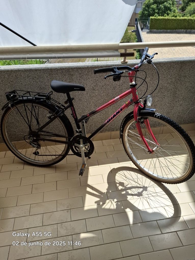 Bicicleta de senhora GIANT