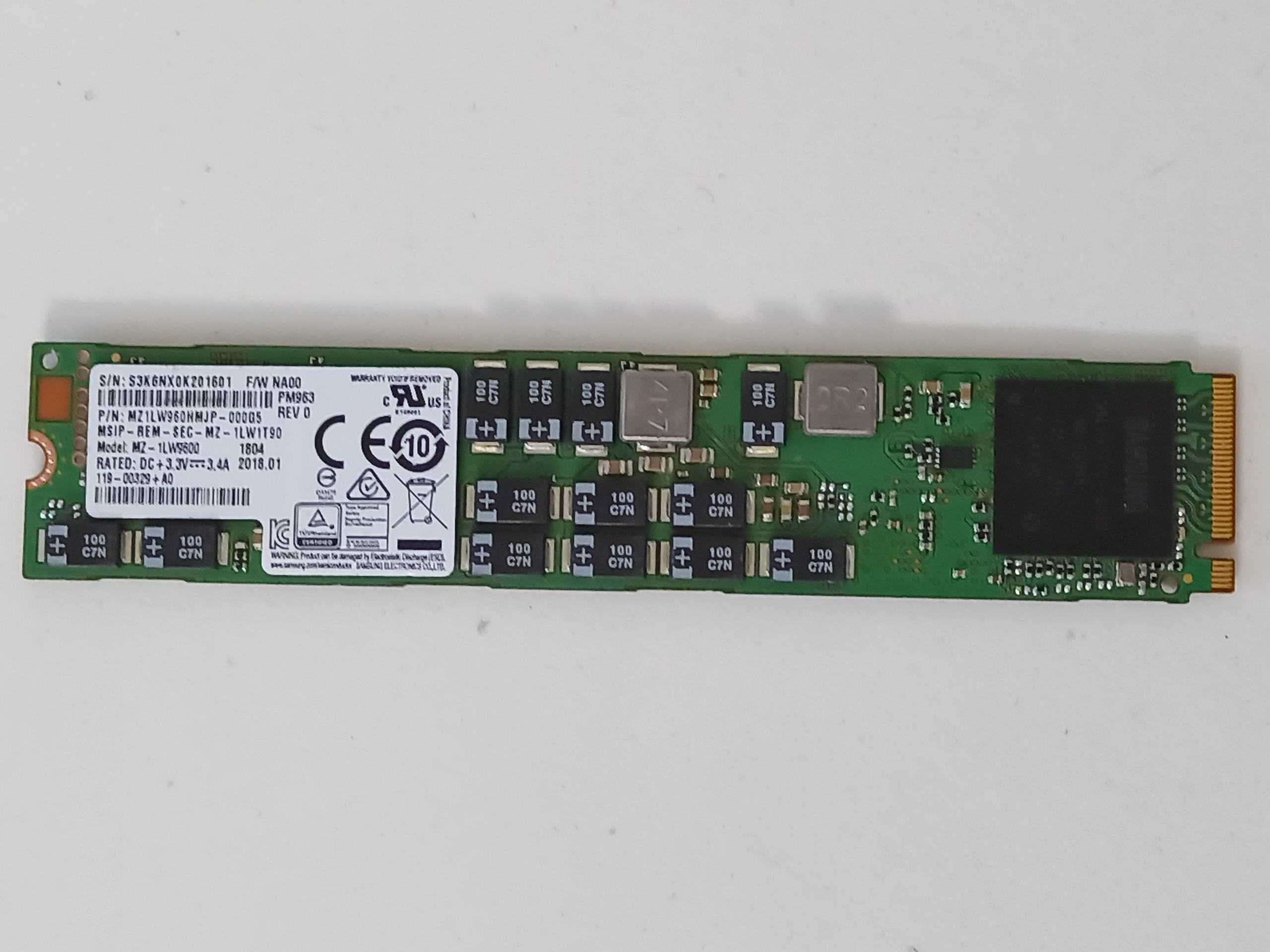 960Gb NVMe M.2 22110 Samsung PM963  PCI-E 3.0x4 SSD MZ-1LW9600