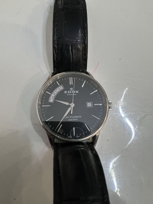 Швейцарський годинник edox