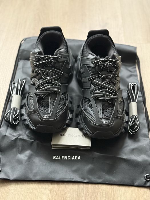balenciaga track black 42