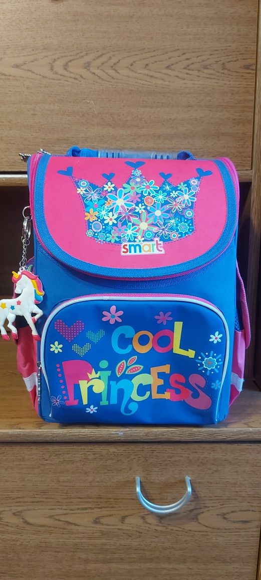 Школьный кюкзак для девочки
