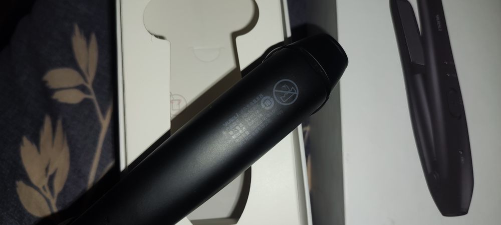 Выпрямитель для волос Xiaomi YueLi HS-523 BK. Беспроводной