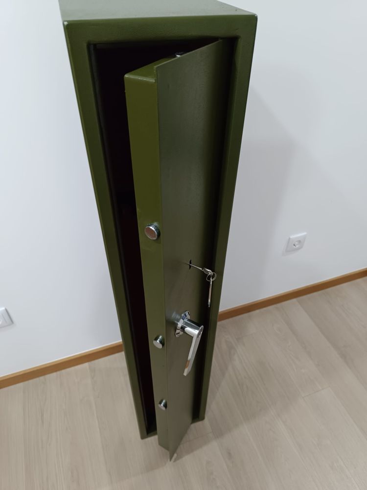 Cofre de 3 armas homolgado muito bom estado