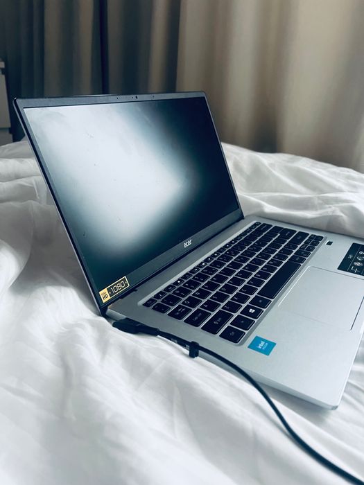 Laptop Acer wszytkie dane na zdjęciach