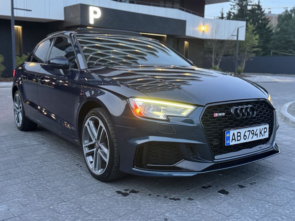Терміново  AUDI A3 (RS3 пакет) Рестайлінг 2017 рік