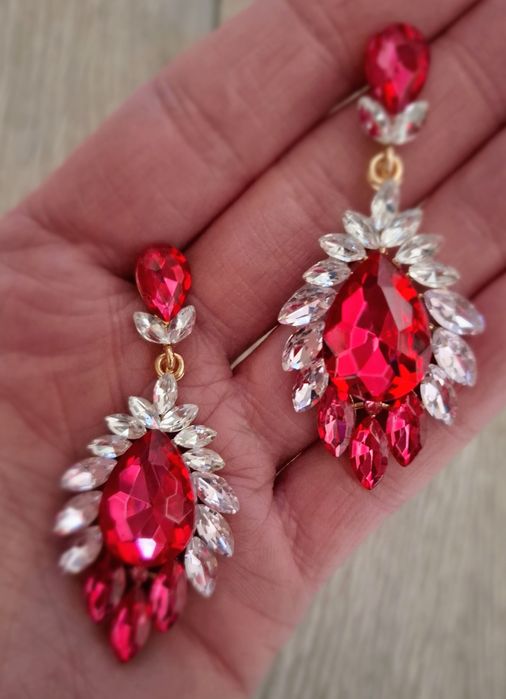 Kolczyki kryształowe malinowe róż ombre na złotym podkładzie