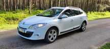 Renault Megane Sprzedam RENAULT MEGANE combi z 2011 roku o pojemności 1.6 benzyna