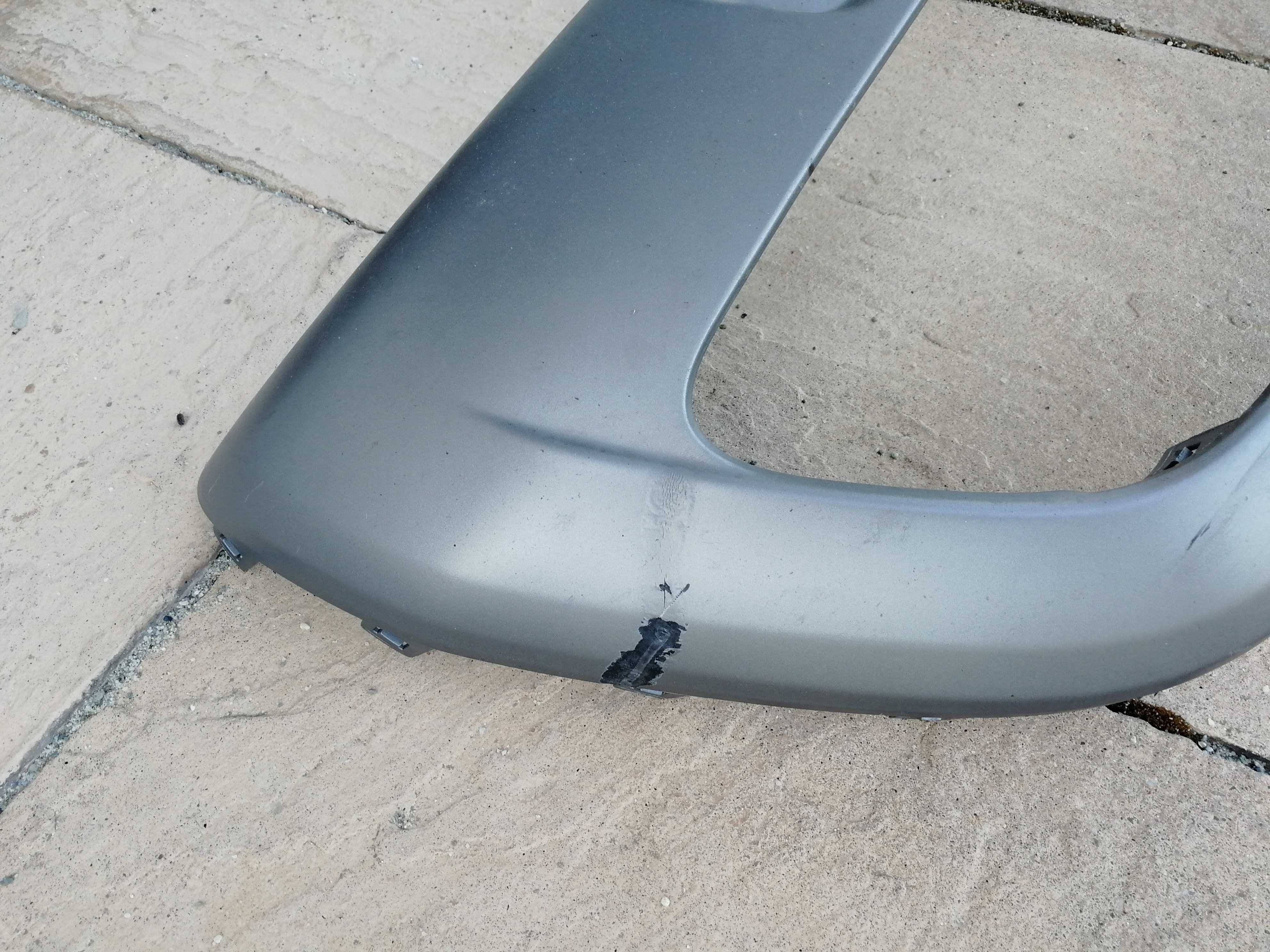 Fiat 500L Cross GRILL ATRAPA Nakładka kratki zderzaka przedniego