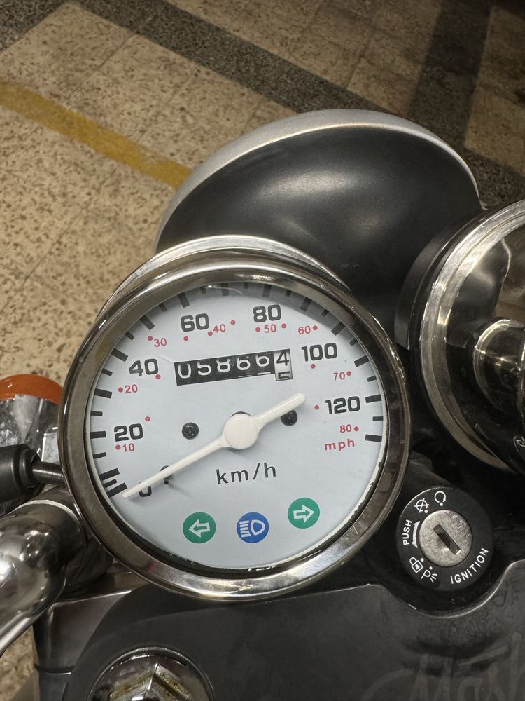 Mash 125 com 6000km