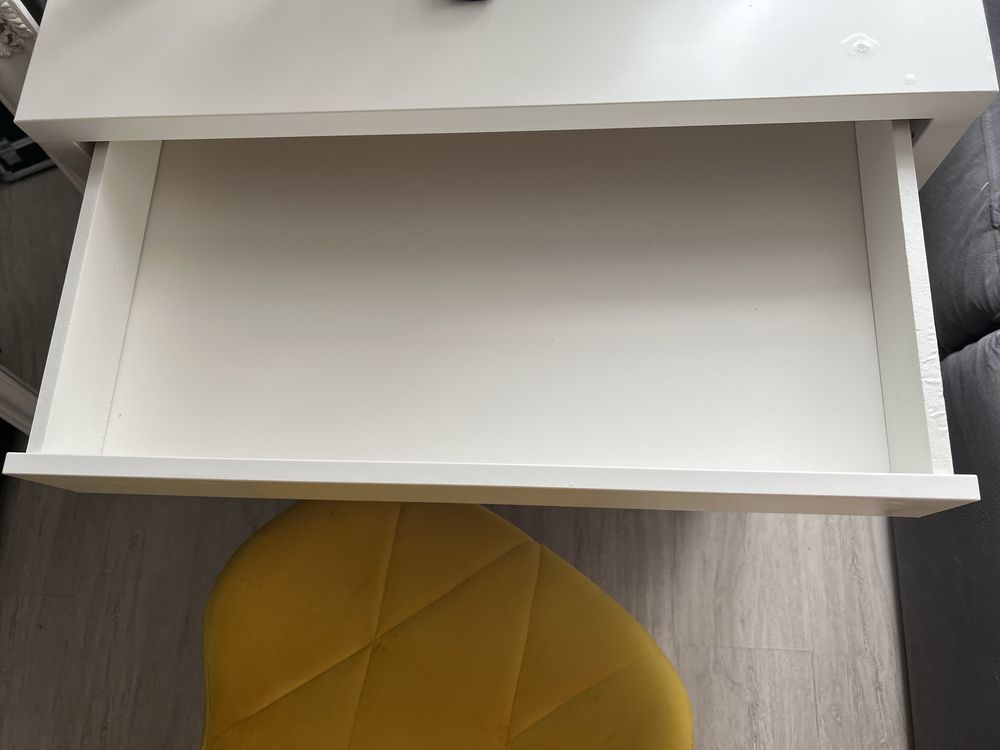 Sprzedam biurko i krzeslo welurowe