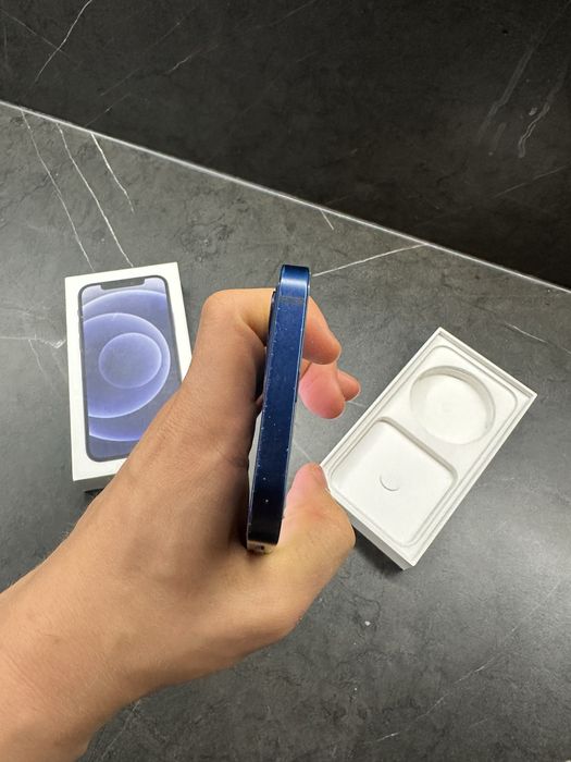iPhone 12 - 64gb - granatowy - 85% kondycji - stan dobry - komplet