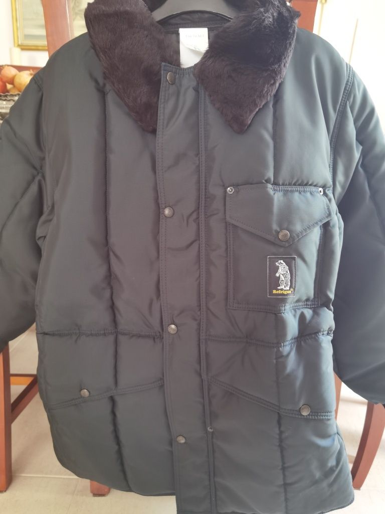 Blusão Refrigue wear L e colete S