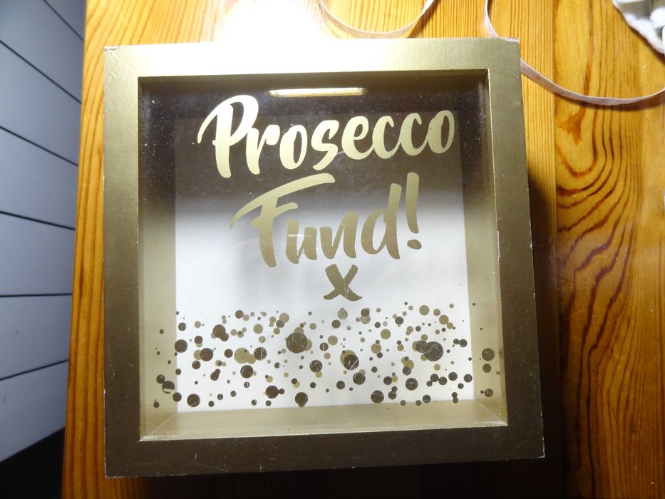 złote opakowanie box skarbonka na prosecco RAMKA 17 x 17