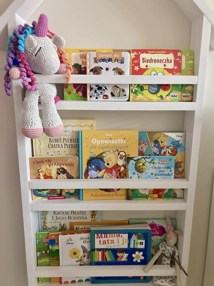 Półka na ksiazki domek biblioteczka