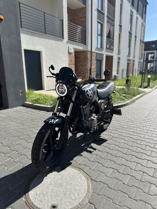 Honda cb500 cafe racer