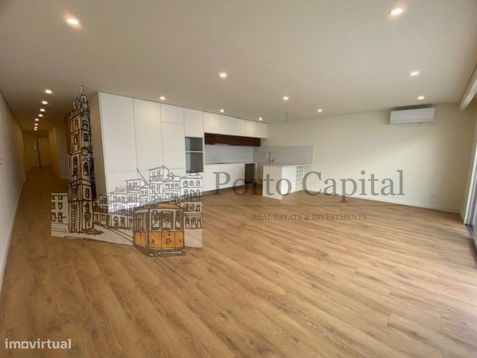 Excelente Apartamento T2 De Luxo, No Centro Histórico De Braga, A P...