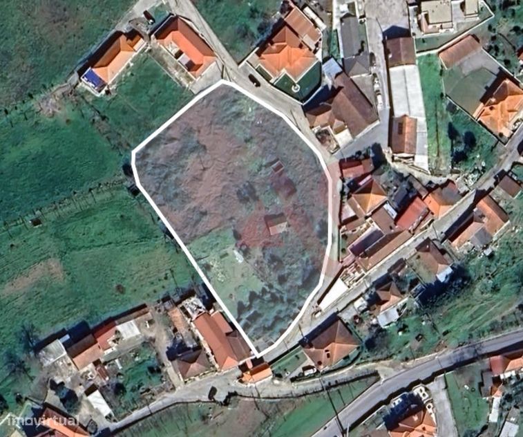 Quinta para restauro com 4.300m2 em Sousela, Lousada