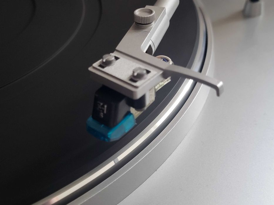 Gramofon JVC, direct drive