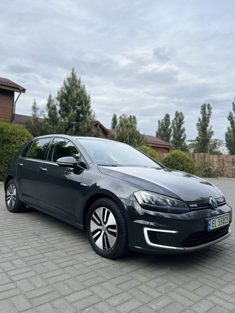 Volkswagen E-Golf 2015рік, 24 kWh, Comfort-line, Urano grey