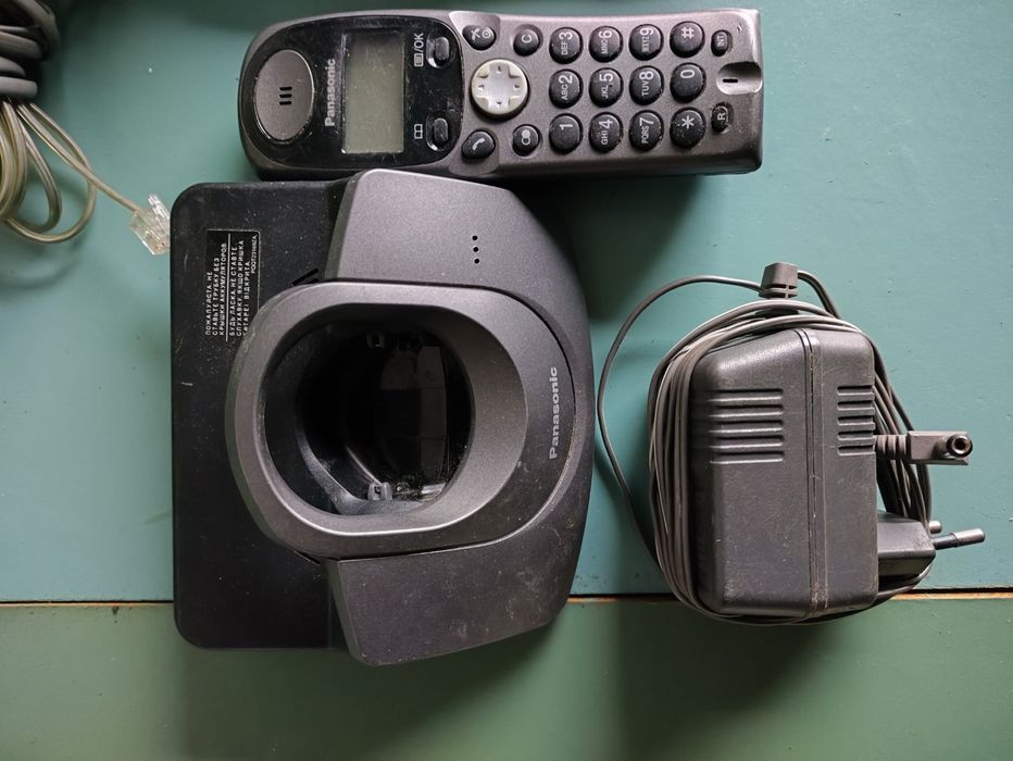 Стаціонарний телефон Panasonic