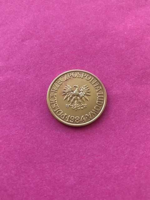 5 złotych z mosiądzu . Rok 1984 . Stan I .